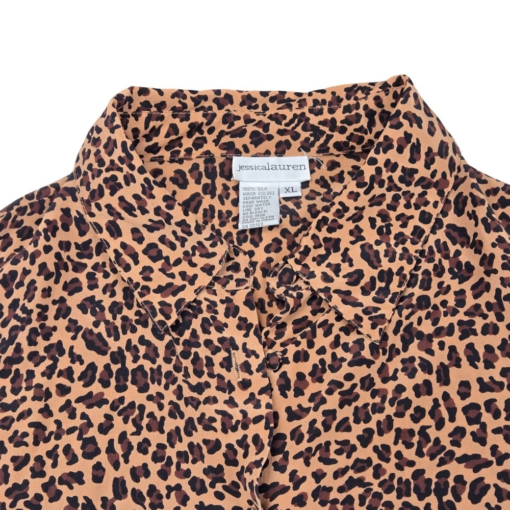 Jessica Lauren Silk Leopard Print Button Down Shirt XL Relaxed Office Work Alt
